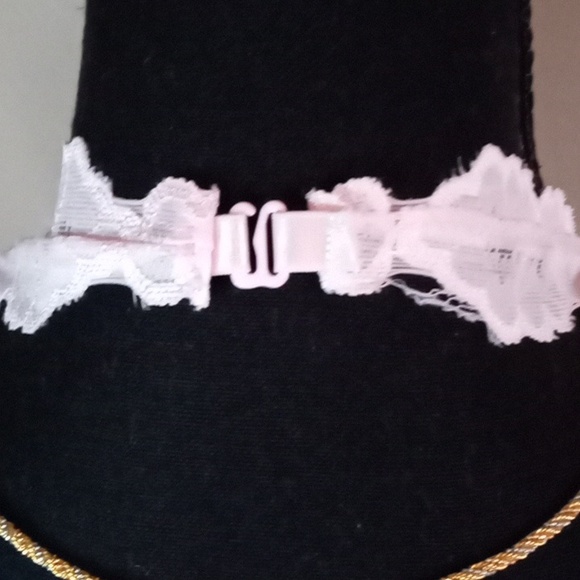 Pale pink Lingerie - Picture 6 of 13